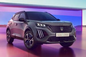 Peugeot 2008 pridáva vyšší posed a kufor. Stále zostáva autom do mesta