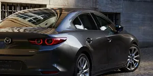 Mazda 3 Sedan – elegantný kompaktný sedan s dôrazom na jazdný komfort obrazok