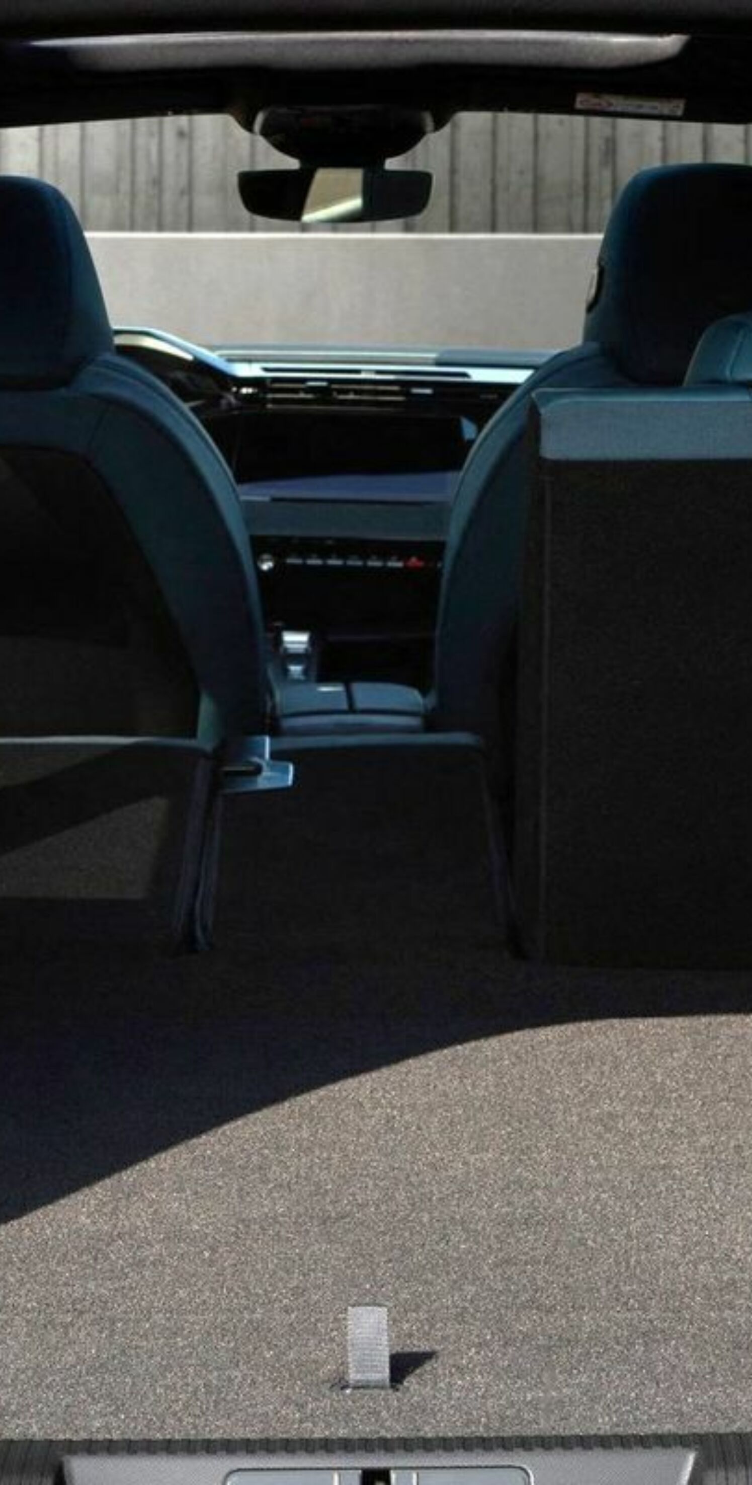 https://autofilter.sk/assets/files/images/308-sw/gallery/Peugeot-308-sw-2021-03-galeria_2025-04-10-201045_btcj.jpeg - obrazok