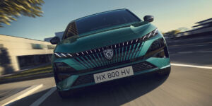 Peugeot 308: hatchback so spaľovacím motorom aj plug-in hybridom obrazok