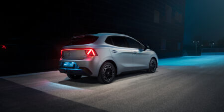 Premiéra MG4 EV Urban: Motor išiel dopredu, hmotnosť dole a cena pod 26-tisíc eur obrazok