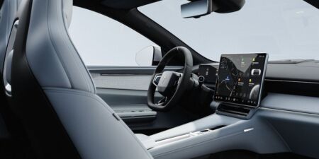 Polestar 4 – elektrické SUV kupé bez zadného okna obrazok