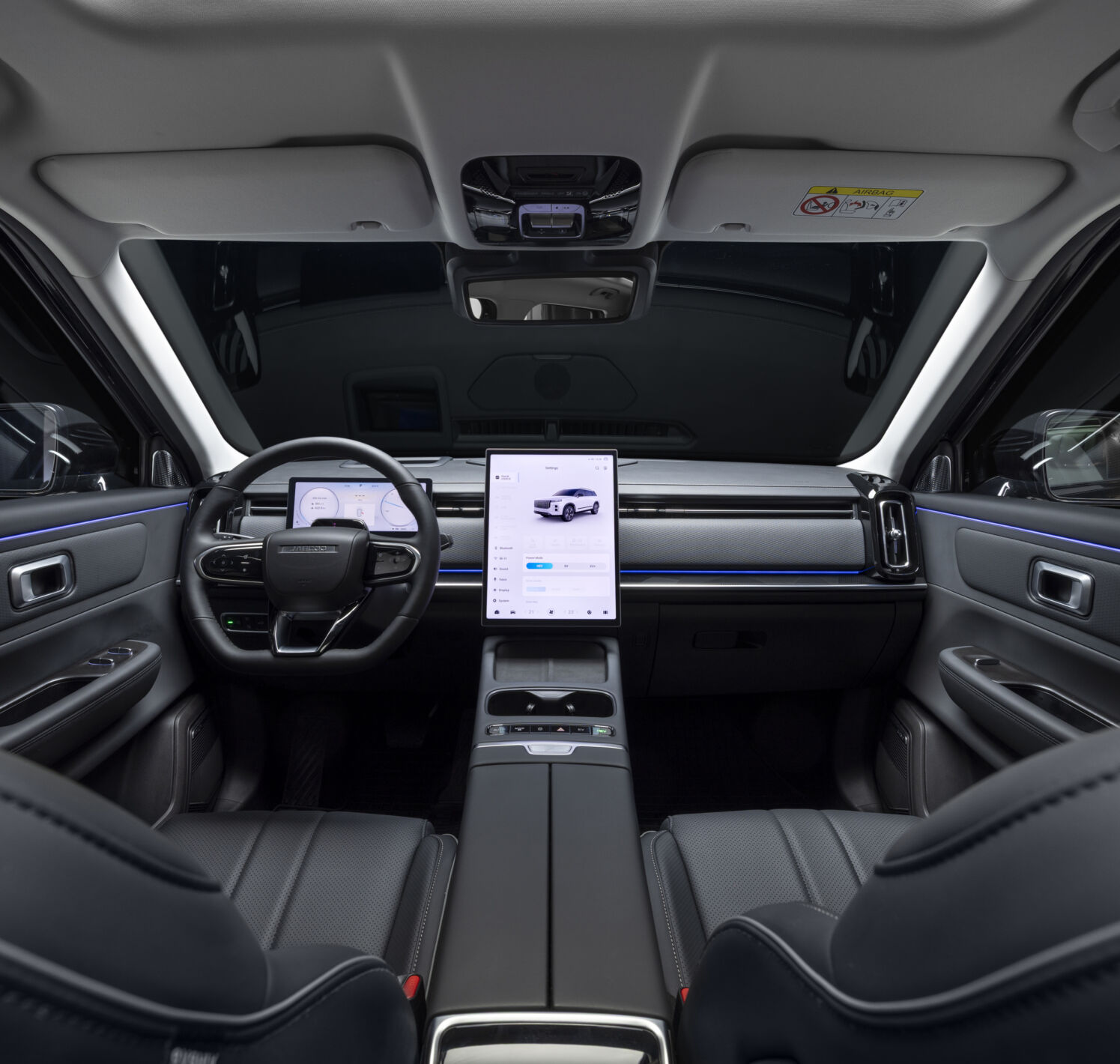https://autofilter.sk/assets/files/images/7-2/gallery/j7phev_interior_04_HD.jpg - obrazok
