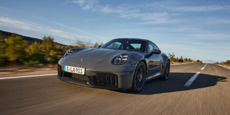 Porsche 911 Carrera je najuniverzálnejším vstupom do sveta 911 obrazok