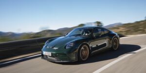 911 GT3 with Touring Package