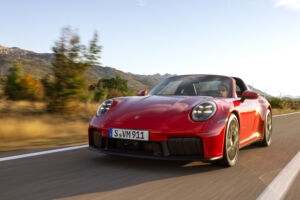 Porsche 911 Targa je štýlový kompromis medzi kupé a kabrioletom