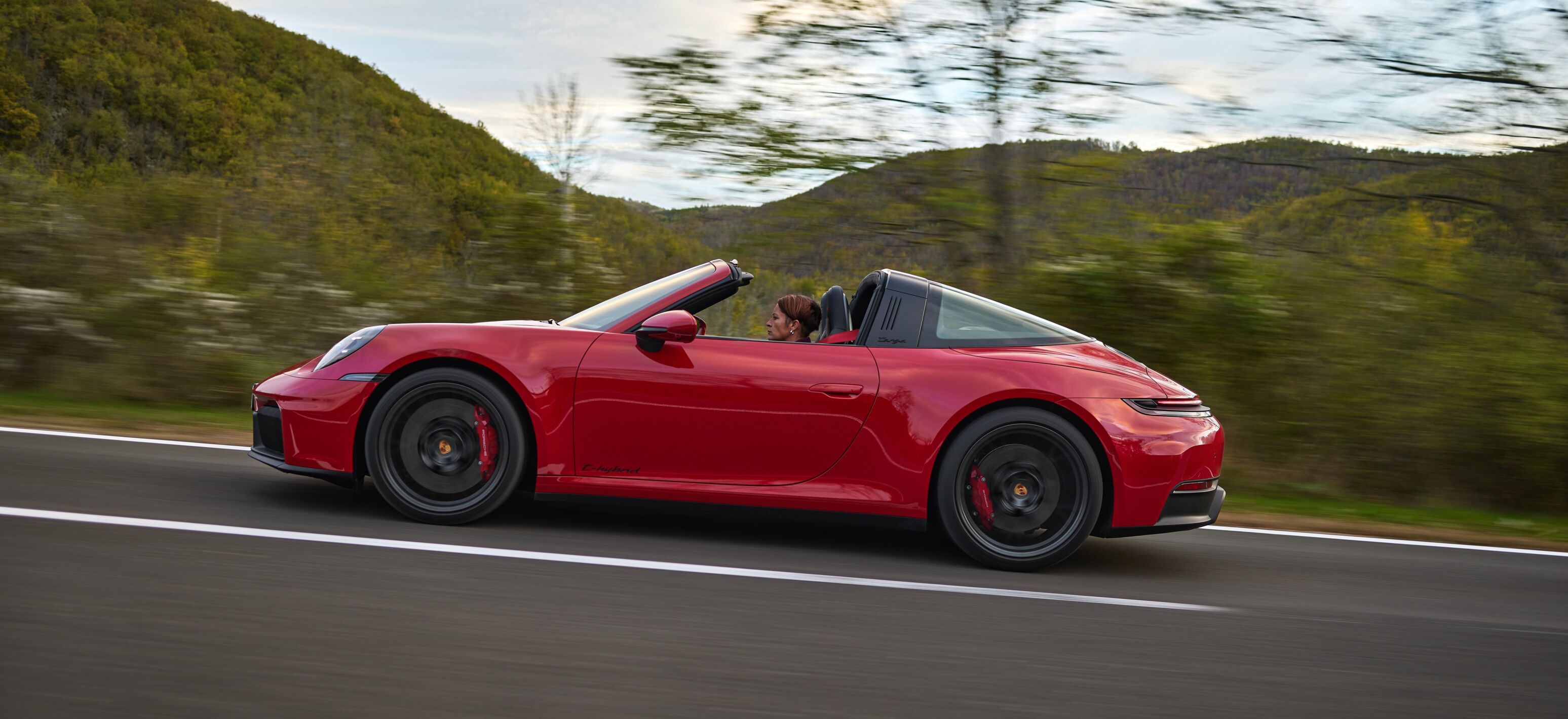 https://autofilter.sk/assets/files/images/911-targa/gallery/280577_6000x4002.jpg - obrazok