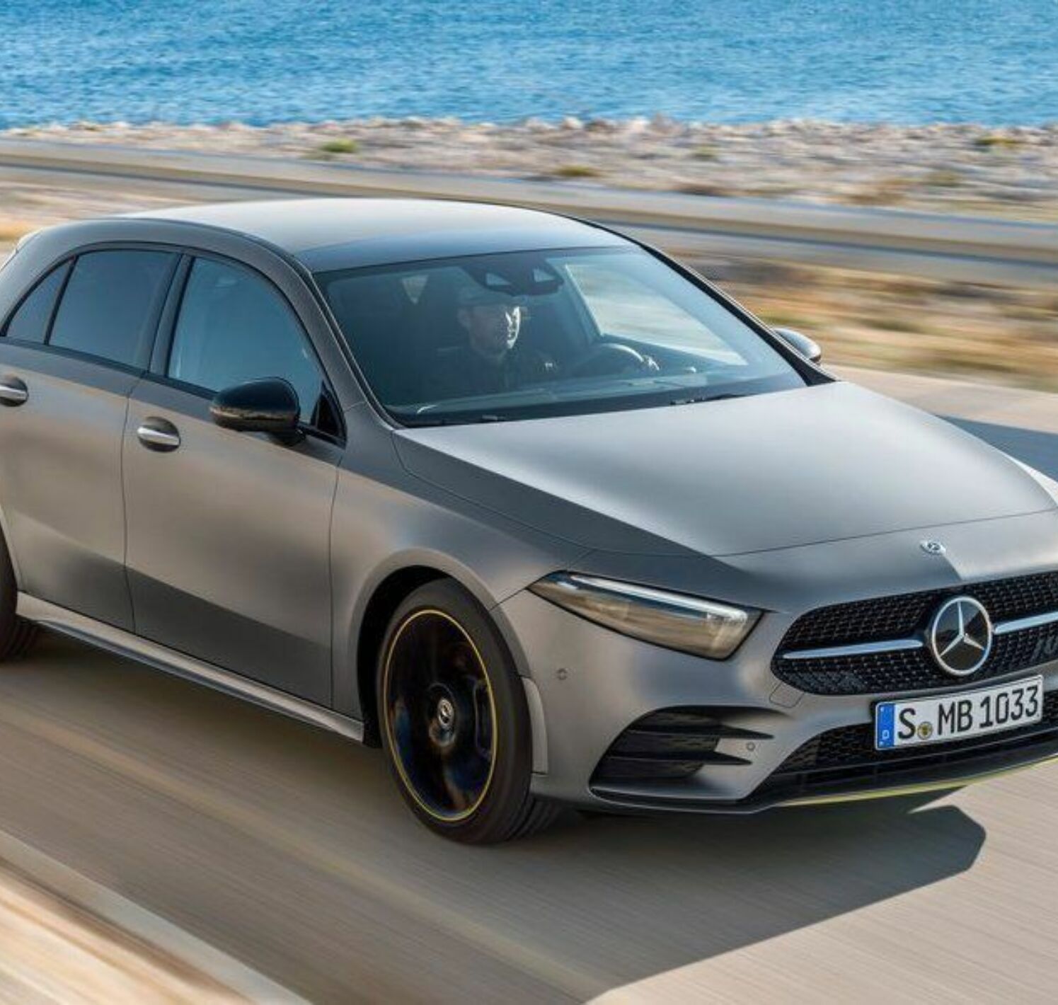 https://autofilter.sk/assets/files/images/a-hatchback/gallery/Mercedes-benz-a-2018-14-galeria_2025-04-10-205944_xokp.jpg - obrazok