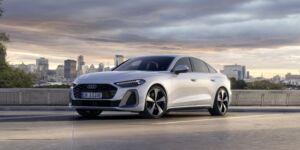 Audi A5 e-hybrid – plug-in hybridný sedan s vysokým výkonom a elektrickým dojazdom obrazok