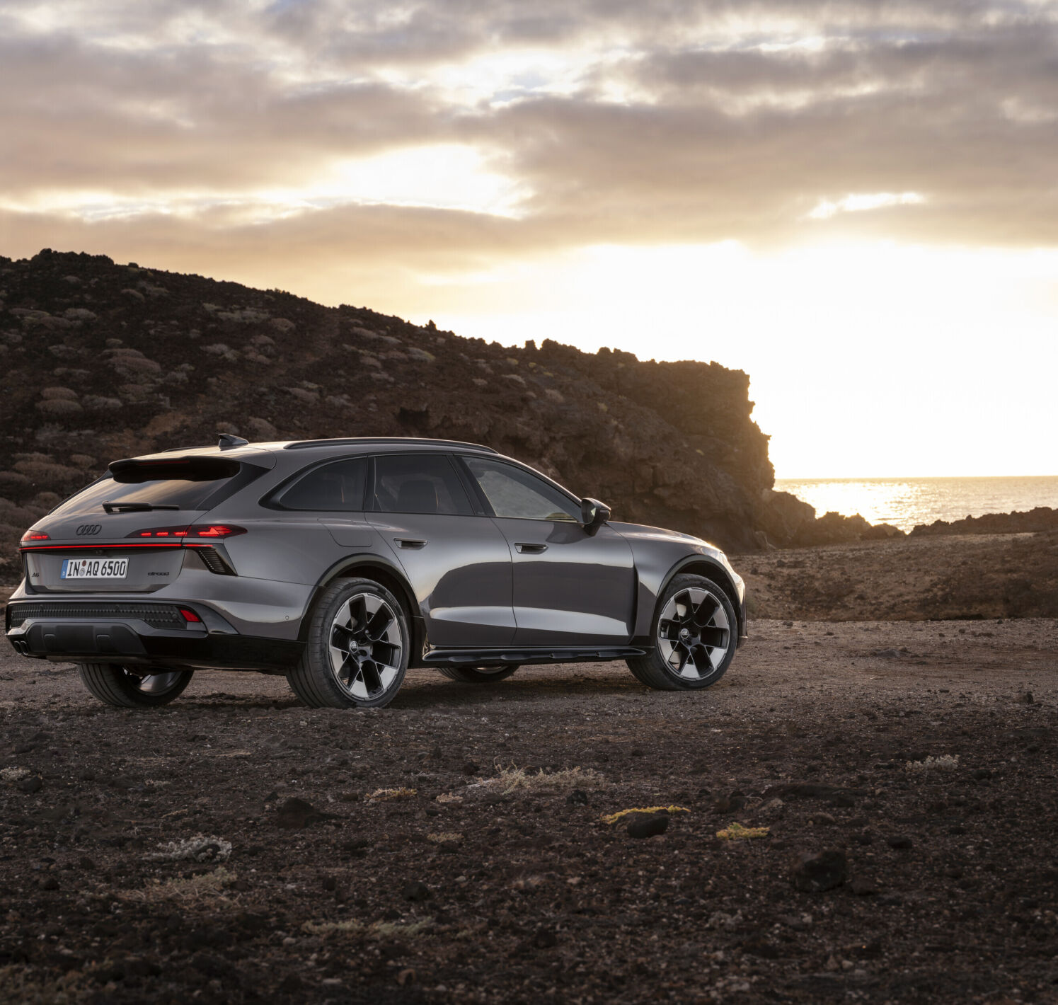 https://autofilter.sk/assets/files/images/a6-allroad/gallery/A263072_medium.jpg - obrazok
