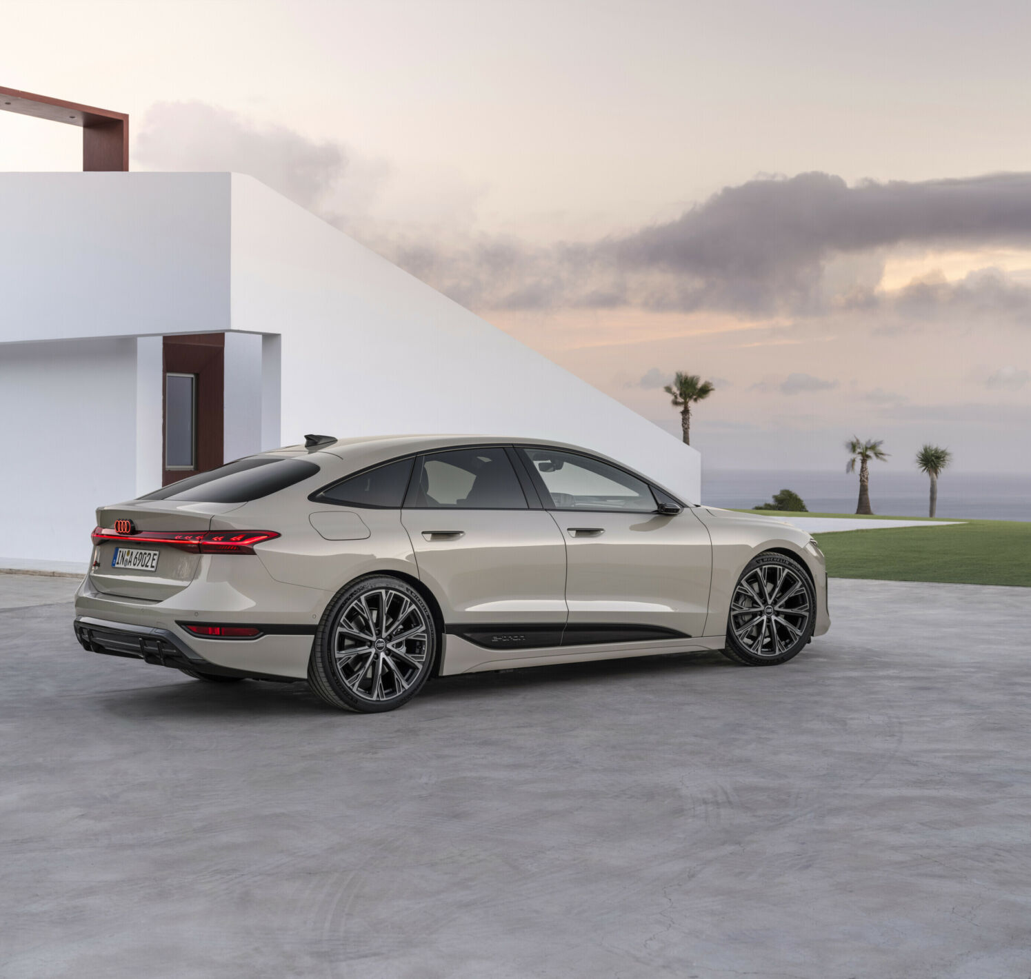 https://autofilter.sk/assets/files/images/a6-sportback-e-tron/gallery/A243187-medium_2025-04-10-202331_ggtc.jpg - obrazok