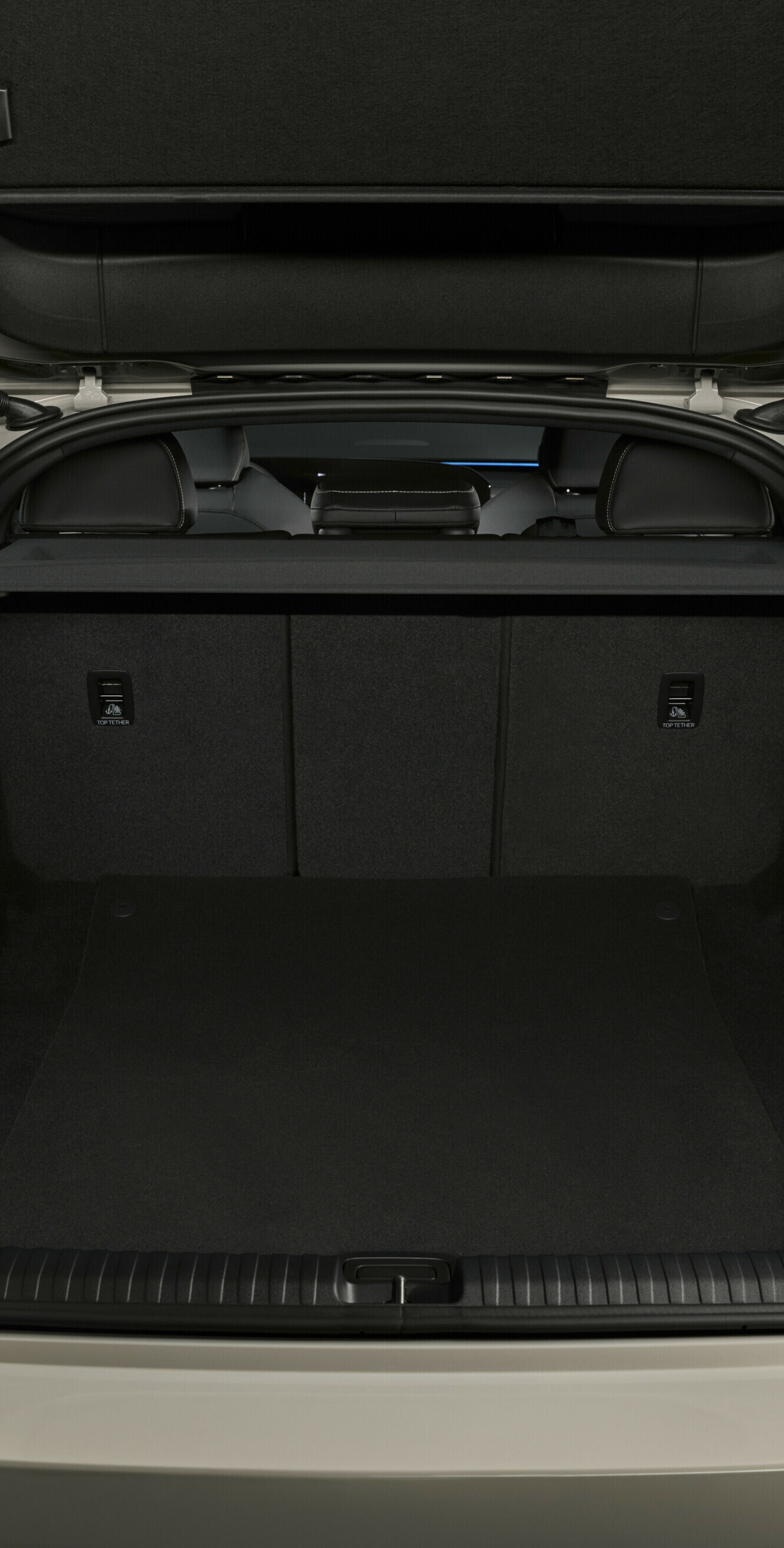 https://autofilter.sk/assets/files/images/a6-sportback-e-tron/gallery/A243220-medium_2025-04-10-202346_hkiu.jpg - obrazok