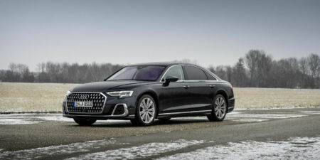 Audi A8 L TFSI e – luxusná limuzína s plug-in hybridom a dôrazom na komfort vzadu obrazok