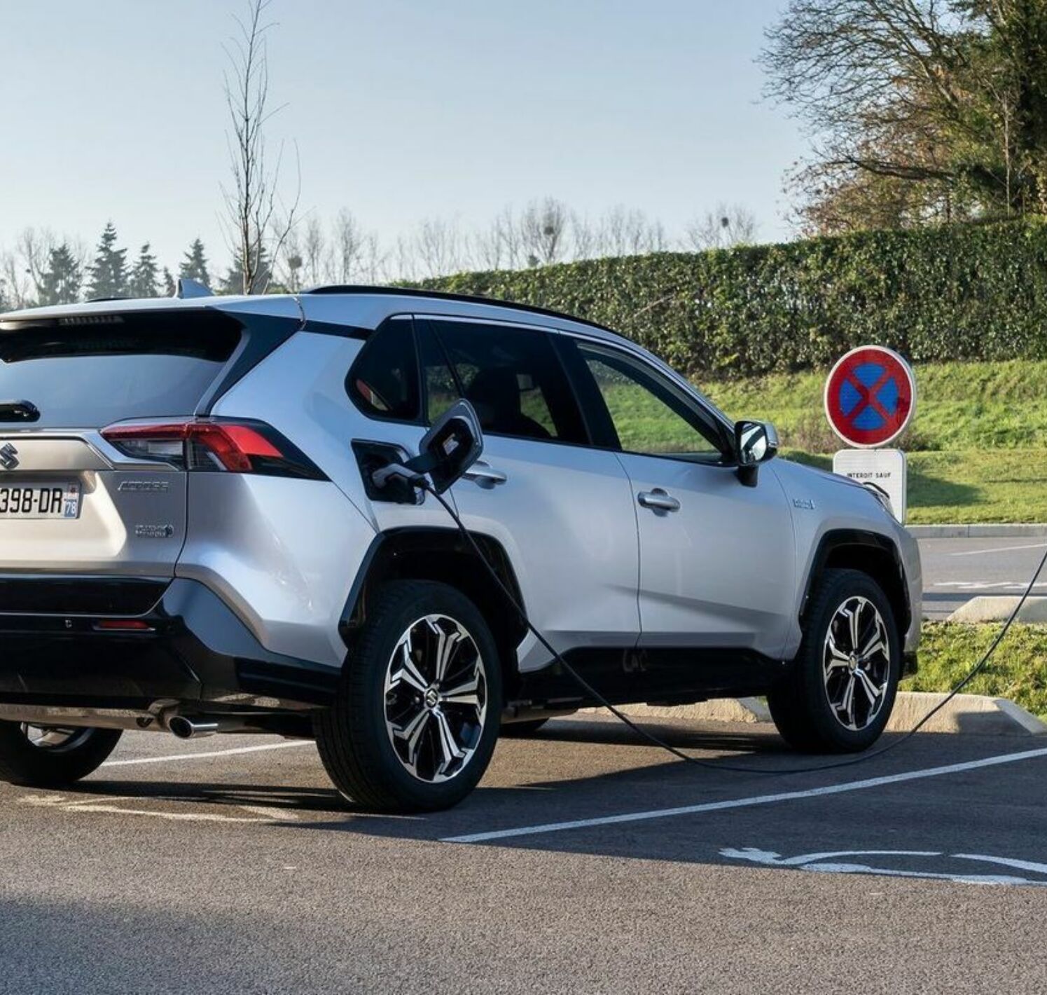 https://autofilter.sk/assets/files/images/across/gallery/Suzuki-across-2021-16-galeria_2025-04-10-213104_opwe.jpeg - obrazok