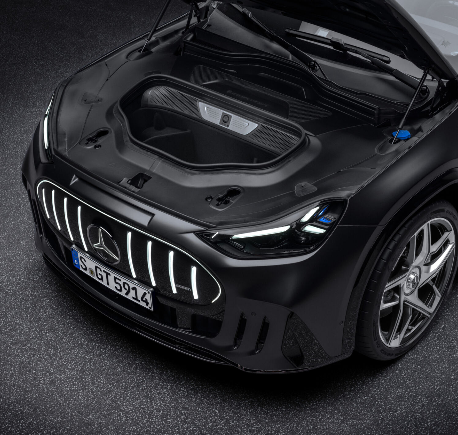 https://autofilter.sk/assets/files/images/amg-gt-suv/gallery/26c0332_015.jpg - obrazok