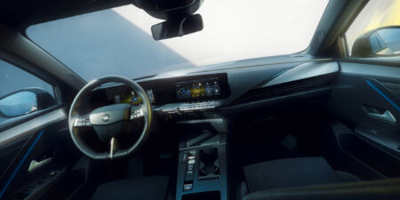 Opel Astra Electric: elektromobil pre každodenné fungovanie obrazok