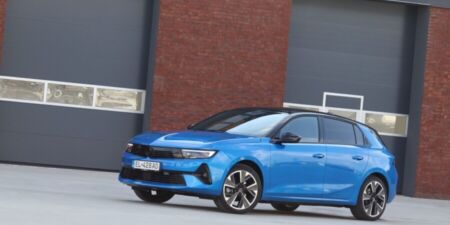 Test: Opel Astra Electric – Má ten správny náboj obrazok