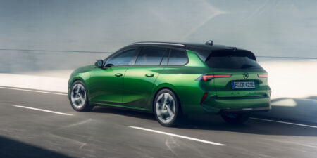 Opel Astra Sports Tourer Electric: elektrické kombi bez kompromisov obrazok