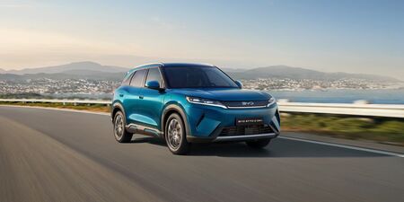 Ďalšie čínske auto sa vyhne clu. BYD Atto 2 DM-i prichádza do Európy s plug-in hybridom obrazok