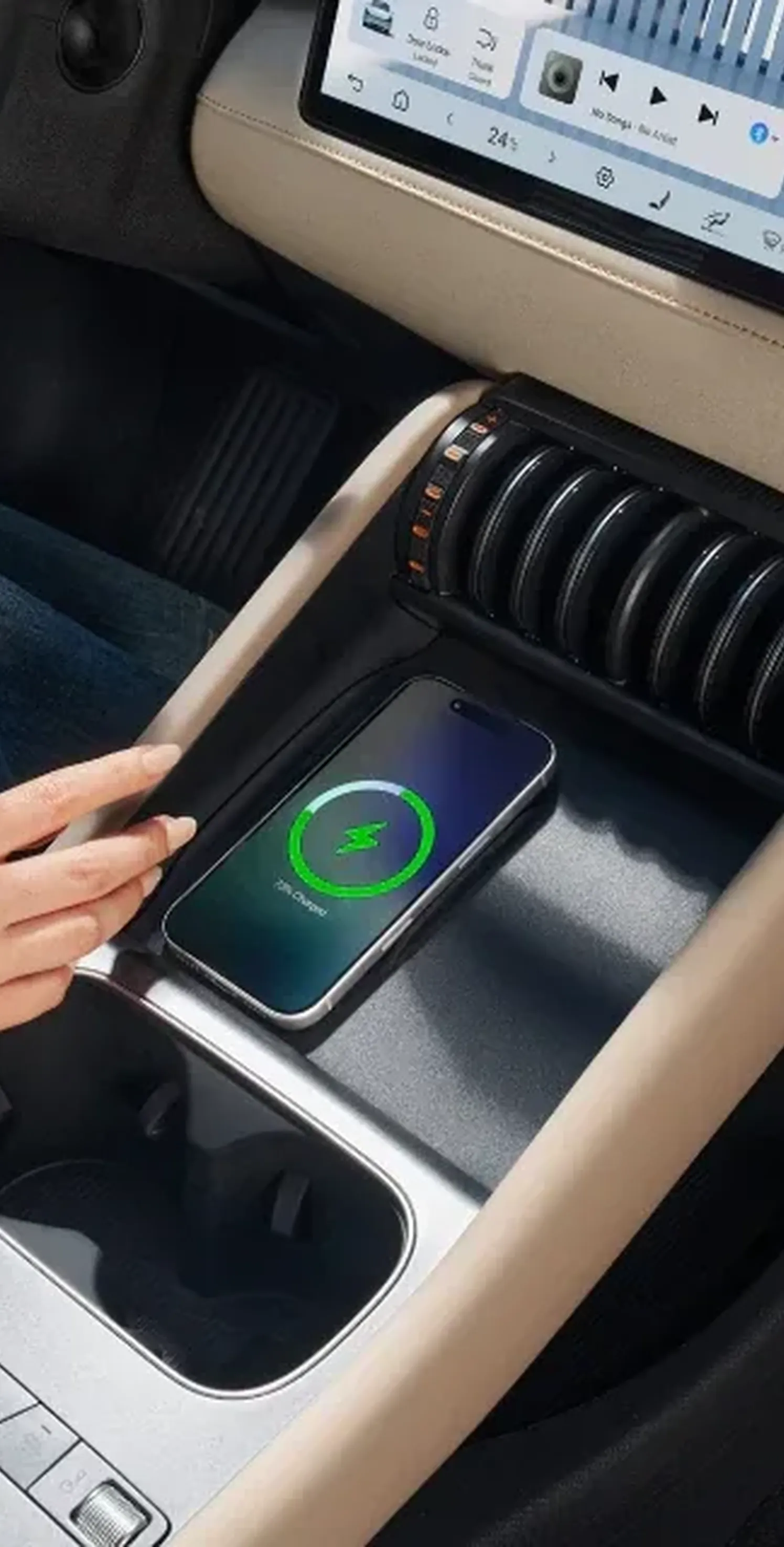 https://autofilter.sk/assets/files/images/atto-3-evo/gallery/byd-atto-3-evo-interior-03-l.webp - obrazok