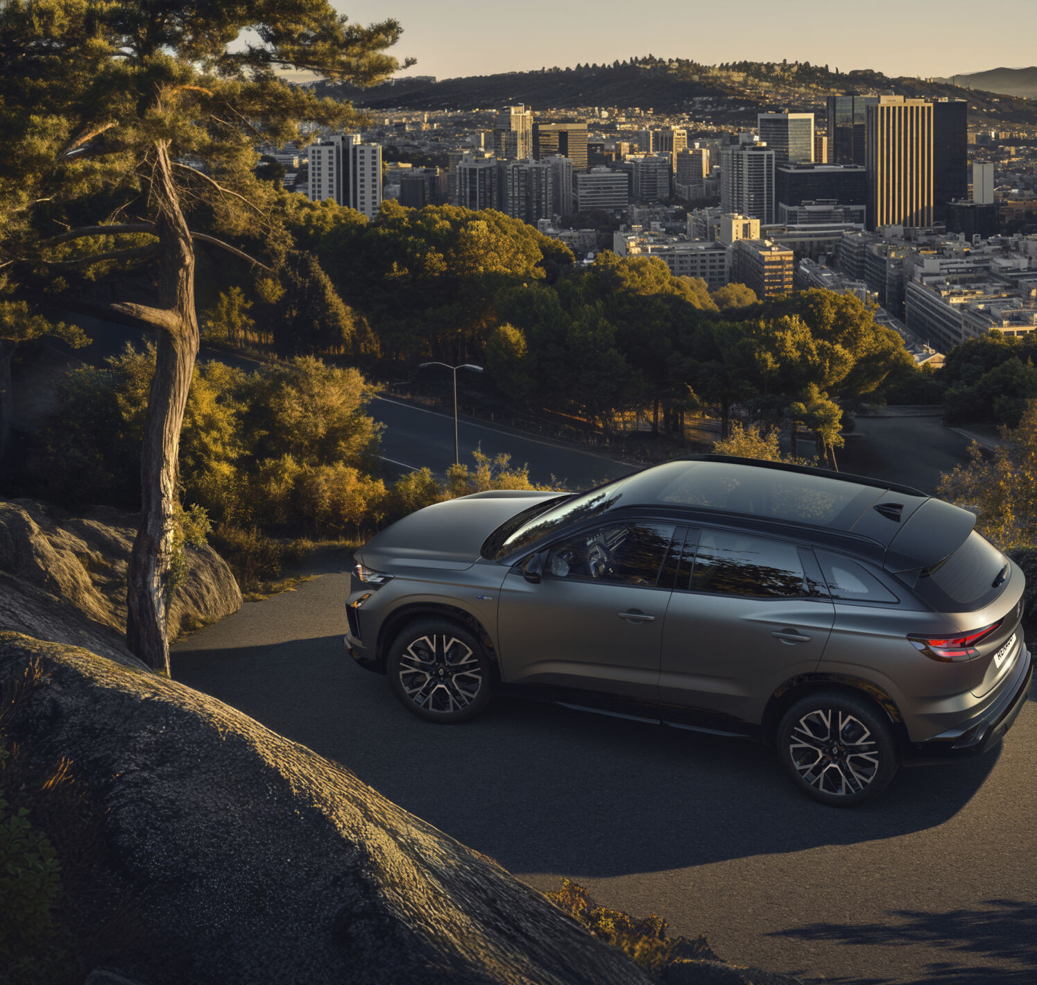 https://autofilter.sk/assets/files/images/austral/gallery/46217_novy_renault_austral_07.jpg - obrazok