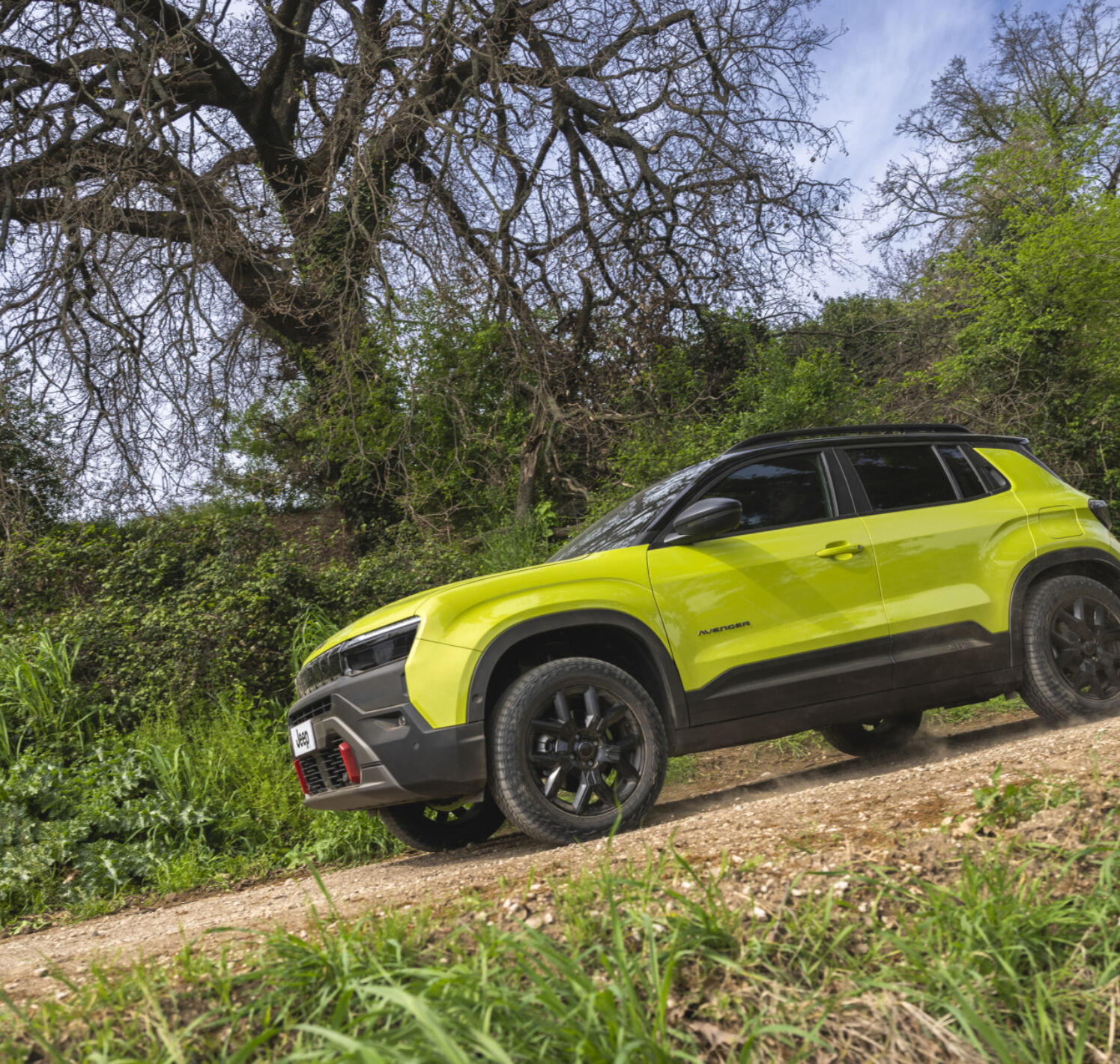 https://autofilter.sk/assets/files/images/avenger-ev/gallery/new-jeep-avenger-4xe6.jpg - obrazok