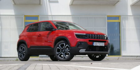 Test: Jeep Avenger 1,2 T e-Hybrid 6DCT Summit – Zmena plánu obrazok