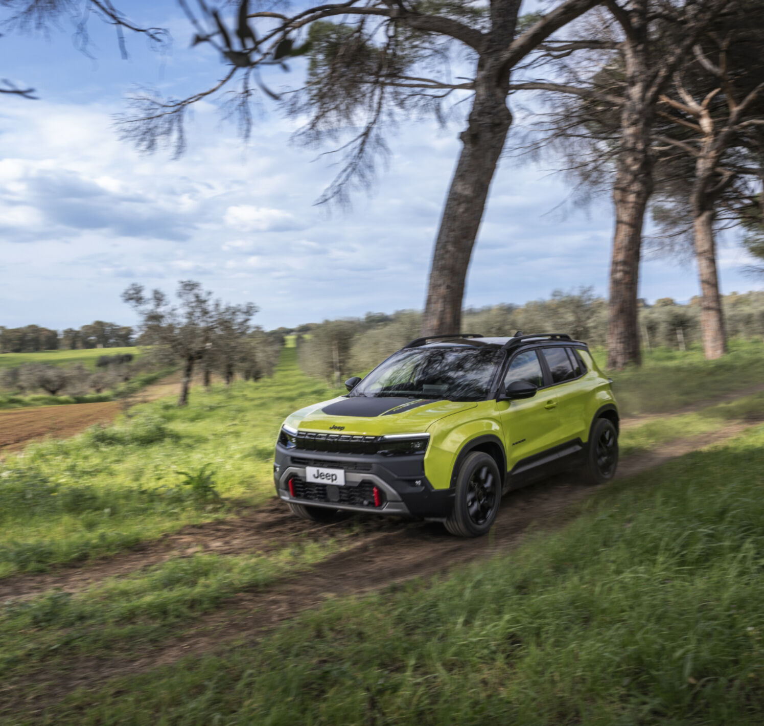 https://autofilter.sk/assets/files/images/avenger/gallery/new-jeep-avenger-4xe.jpg - obrazok