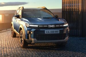 Dacia Bigster – rodinné SUV s veľkým kufrom a dostupným hybridom