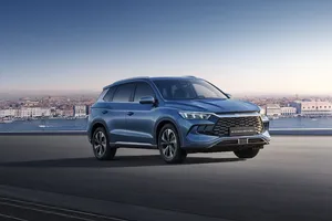 BYD Sealion 5 DM-i – plug-in hybridné SUV, ktoré mieri priamo na Tucson či Karoq