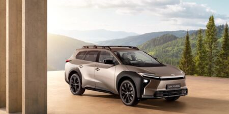 Nové terénne kombi Toyota bZ4X Touring! Dorazí na trh aj ako Subaru Trailseeker obrazok