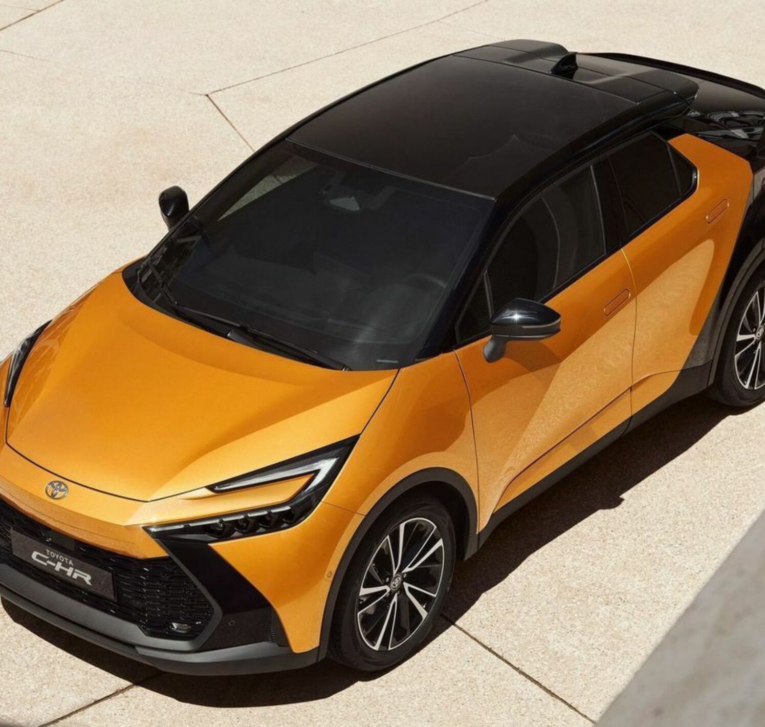 https://autofilter.sk/assets/files/images/c-hr/gallery/Toyota-c-hr-2023-10-galeria_2025-04-10-213231_jndd.jpg - obrazok