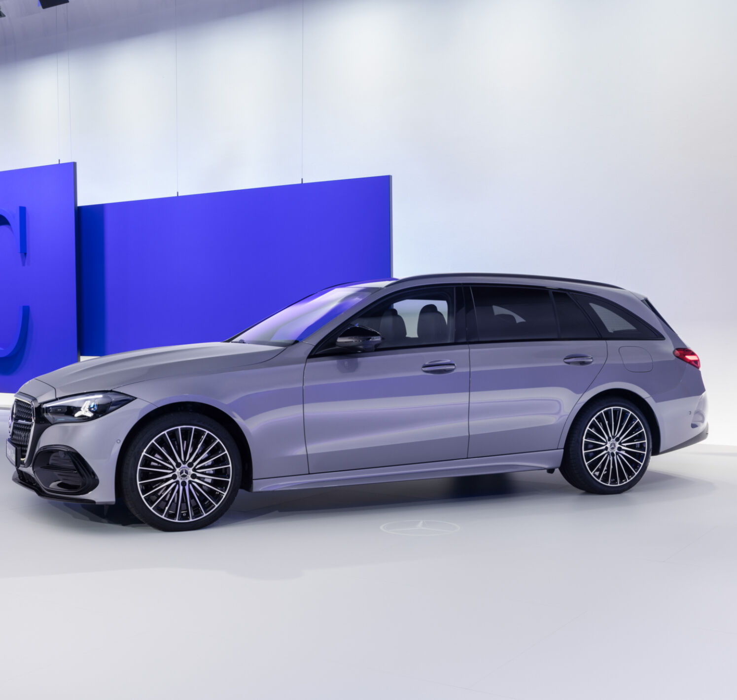 https://autofilter.sk/assets/files/images/c-kombi-phev/gallery/26C0225_046.jpg - obrazok