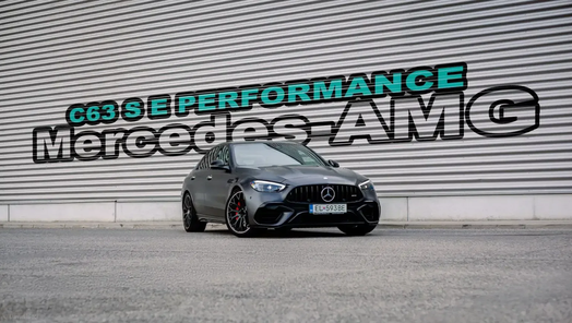 Inzercia  Advertisement Advertisement TEST TEST Mercedes-AMG C63 S E PERFORMANCE: Len tri slová… Ó MÔJ BOŽE! obrazok