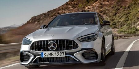 Mercedes-AMG C 63 S E PERFORMANCE Sedan – extrémne výkonný plug-in hybrid s technikou z F1 obrazok