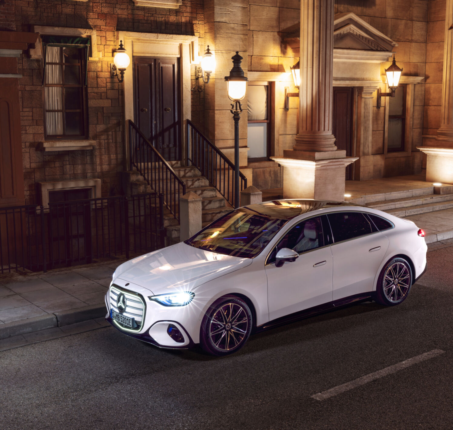 https://autofilter.sk/assets/files/images/c-sedan-eq/gallery/26C0063_023.jpg - obrazok