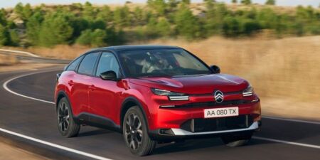 Citroën C4 - komfortný crossover s hybridom obrazok