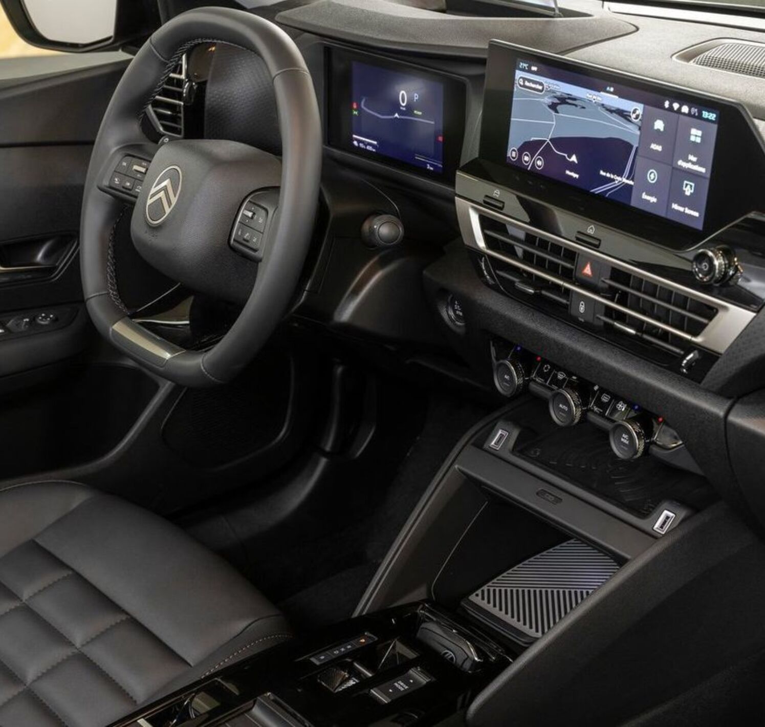 https://autofilter.sk/assets/files/images/c4/gallery/Citroen-c4-2024-15-galeria_2025-04-10-204018_yire.jpg - obrazok