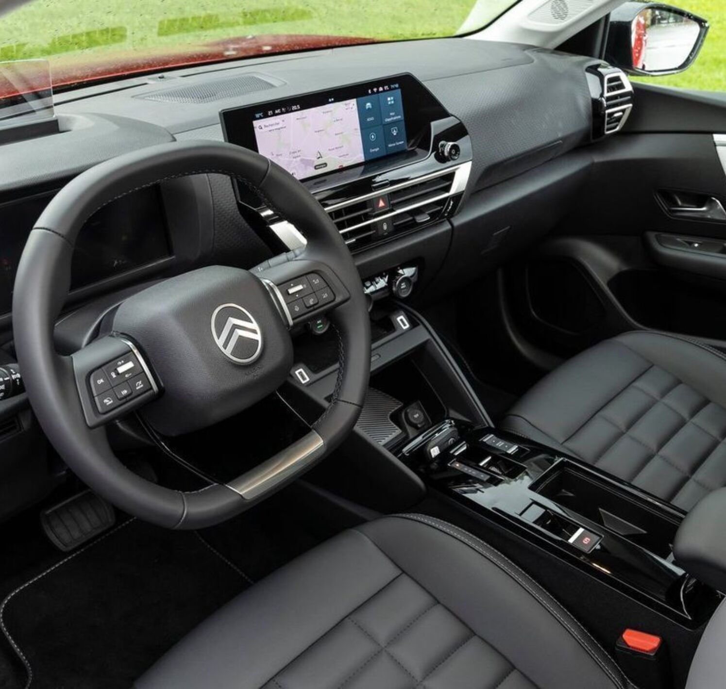 https://autofilter.sk/assets/files/images/c4/gallery/Citroen-c4-2024-16-galeria_2025-04-10-204018_secr.jpg - obrazok