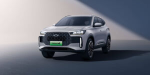 Chery Tiggo 4 HEV – mestské SUV, ktoré stavia na výbave a jednoduchosti obrazok