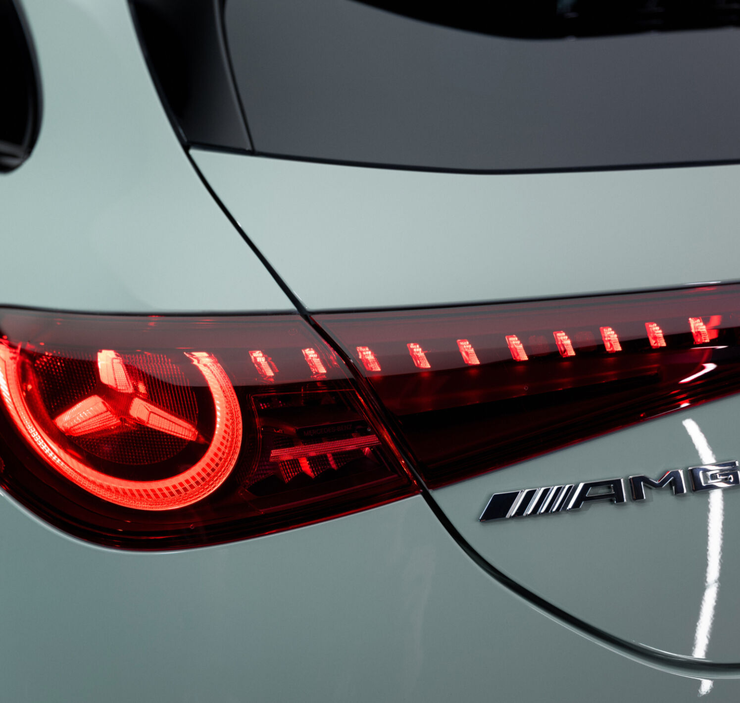 https://autofilter.sk/assets/files/images/cla-amg-elektromobil-2/gallery/26C0208_043.jpg - obrazok