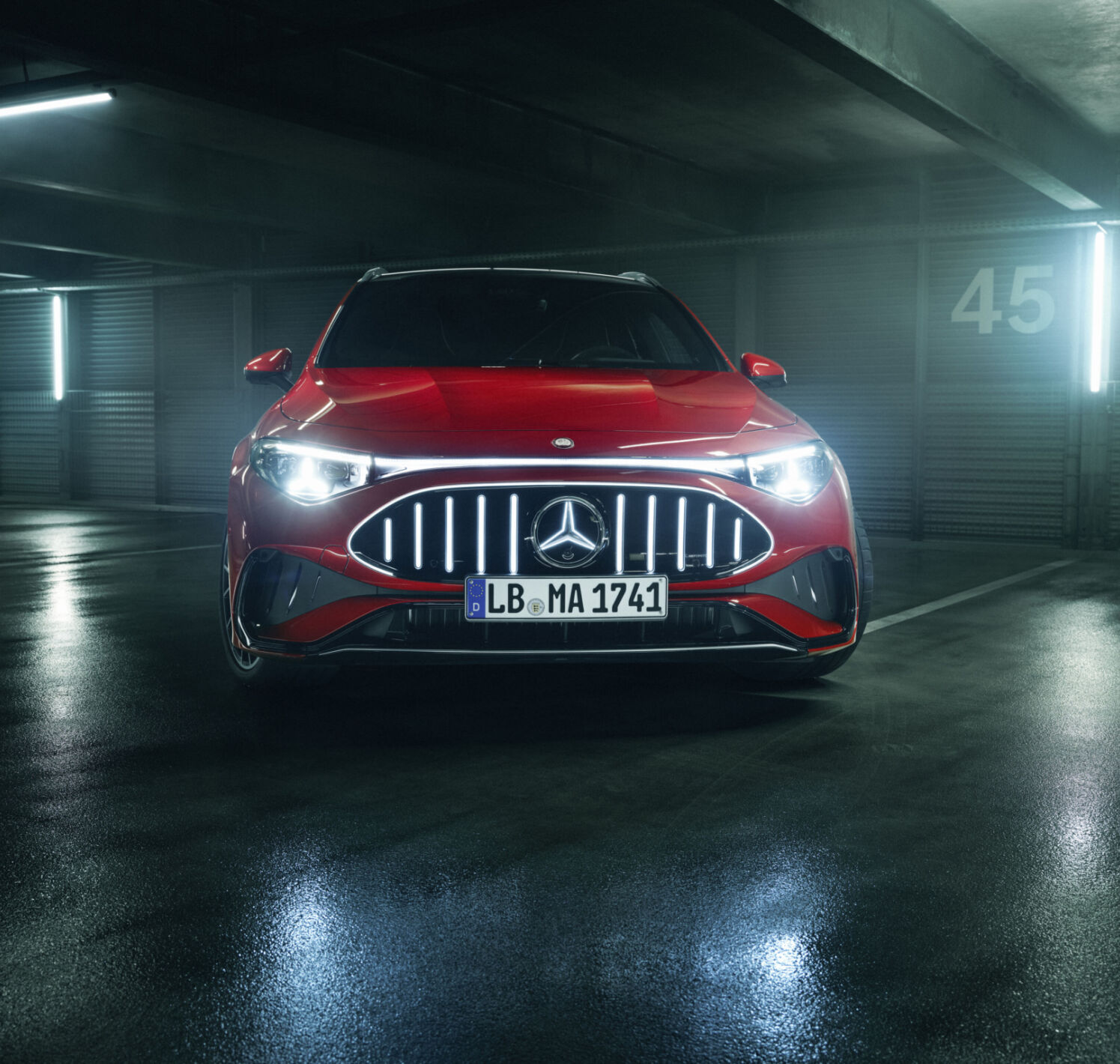 https://autofilter.sk/assets/files/images/cla-amg-elektromobil-2/gallery/26c0216_003.jpg - obrazok