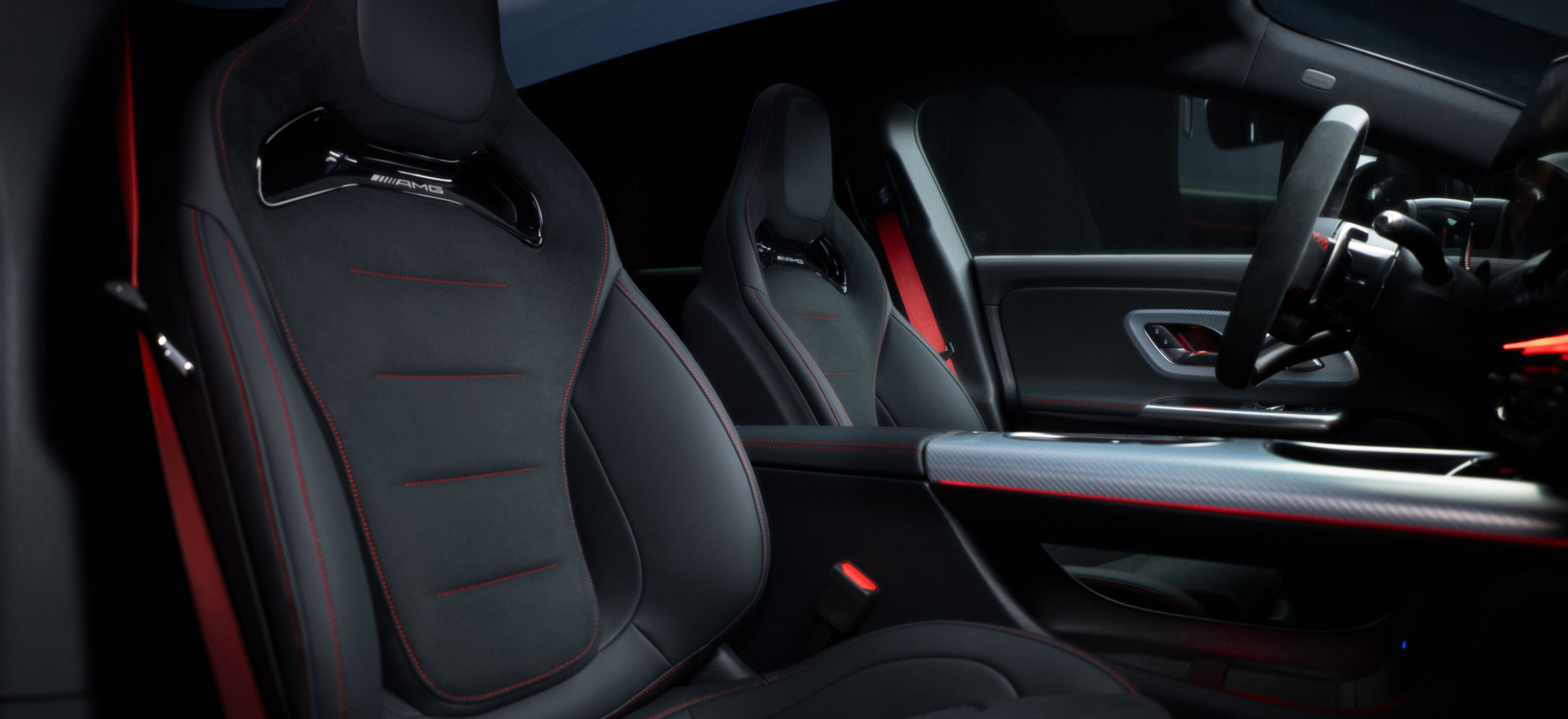 https://autofilter.sk/assets/files/images/cla-amg-elektromobil-2/gallery/26C0208_047.jpg - obrazok