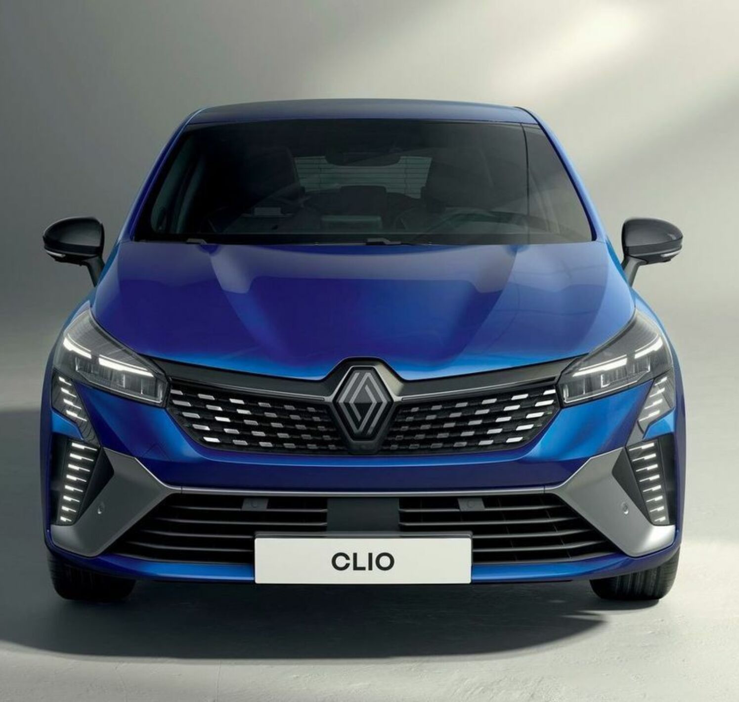 https://autofilter.sk/assets/files/images/clio-e-tech/gallery/Renault-clio-2023-07-galeria_2025-04-10-195355_onuk.jpg - obrazok