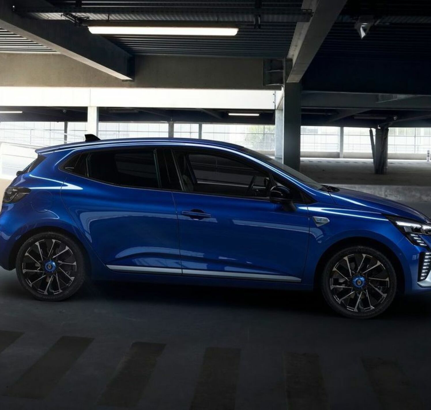 https://autofilter.sk/assets/files/images/clio-e-tech/gallery/Renault-clio-2023-14-galeria_2025-04-10-195358_ytsd.jpg - obrazok