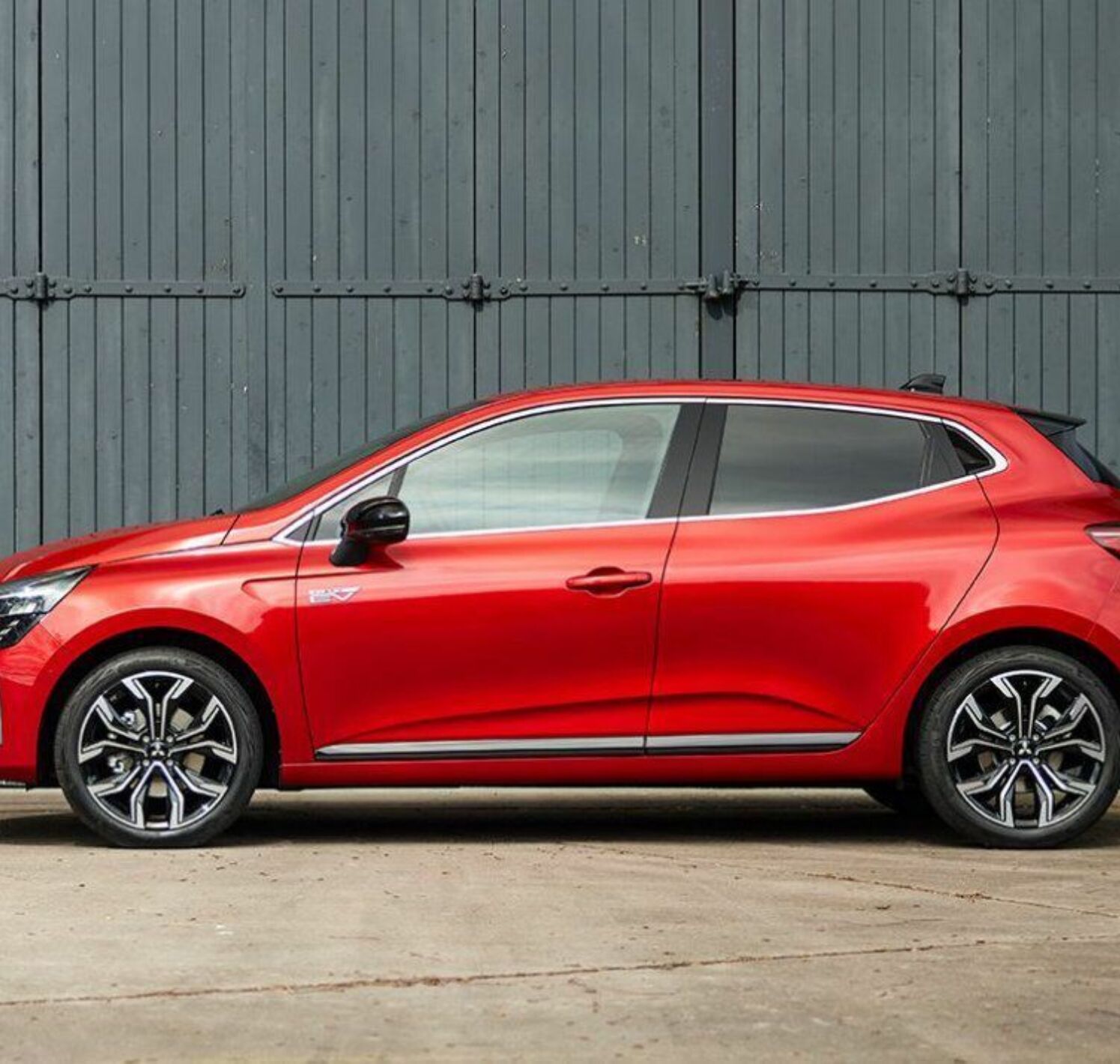 https://autofilter.sk/assets/files/images/colt-hybrid/gallery/Mitsubishi-colt-2023-04-galeria_2025-04-10-212153_brng.jpg - obrazok