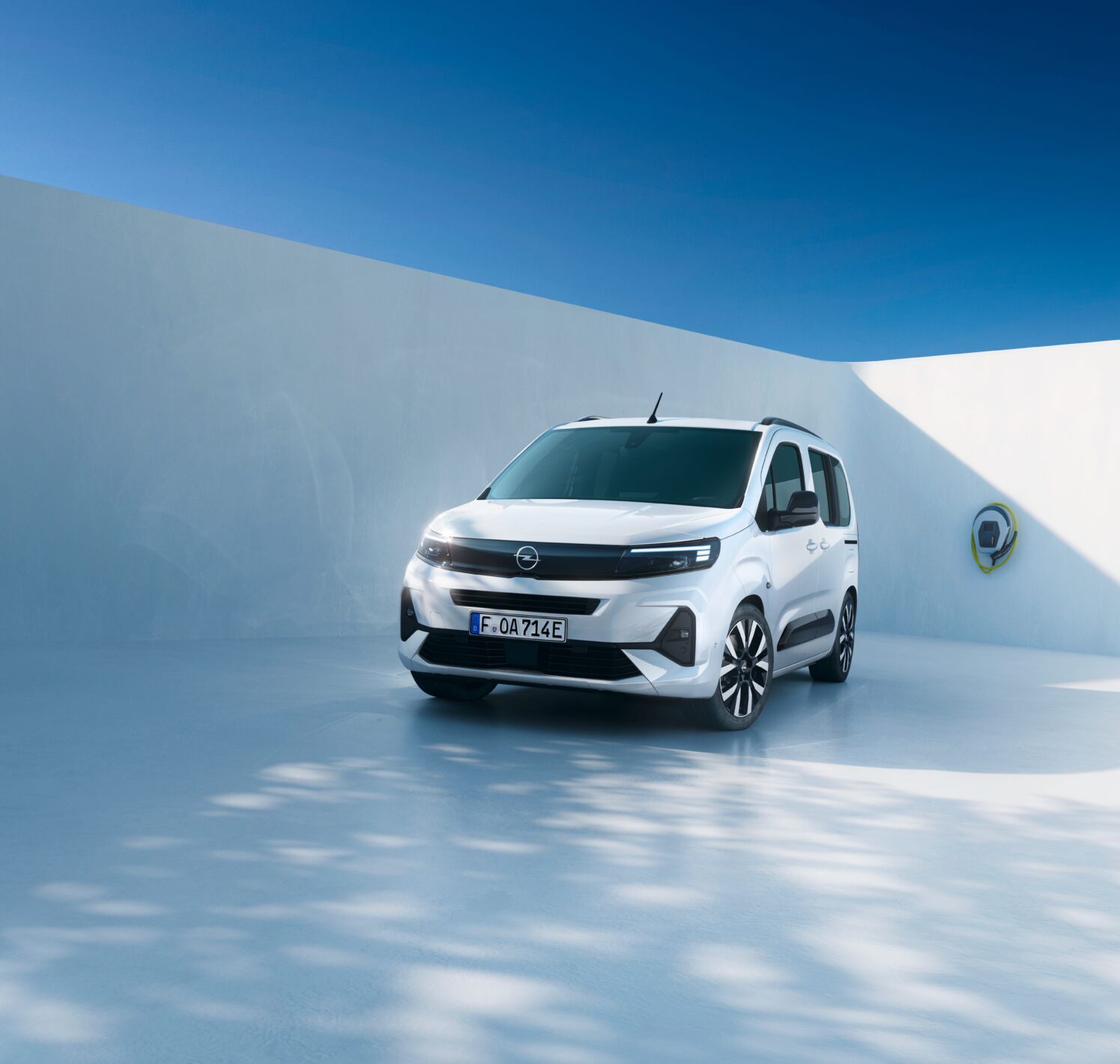 https://autofilter.sk/assets/files/images/combo-electric/gallery/New-Opel-Combo-Electric-1_2025-04-10-212607_pgbu.jpg - obrazok