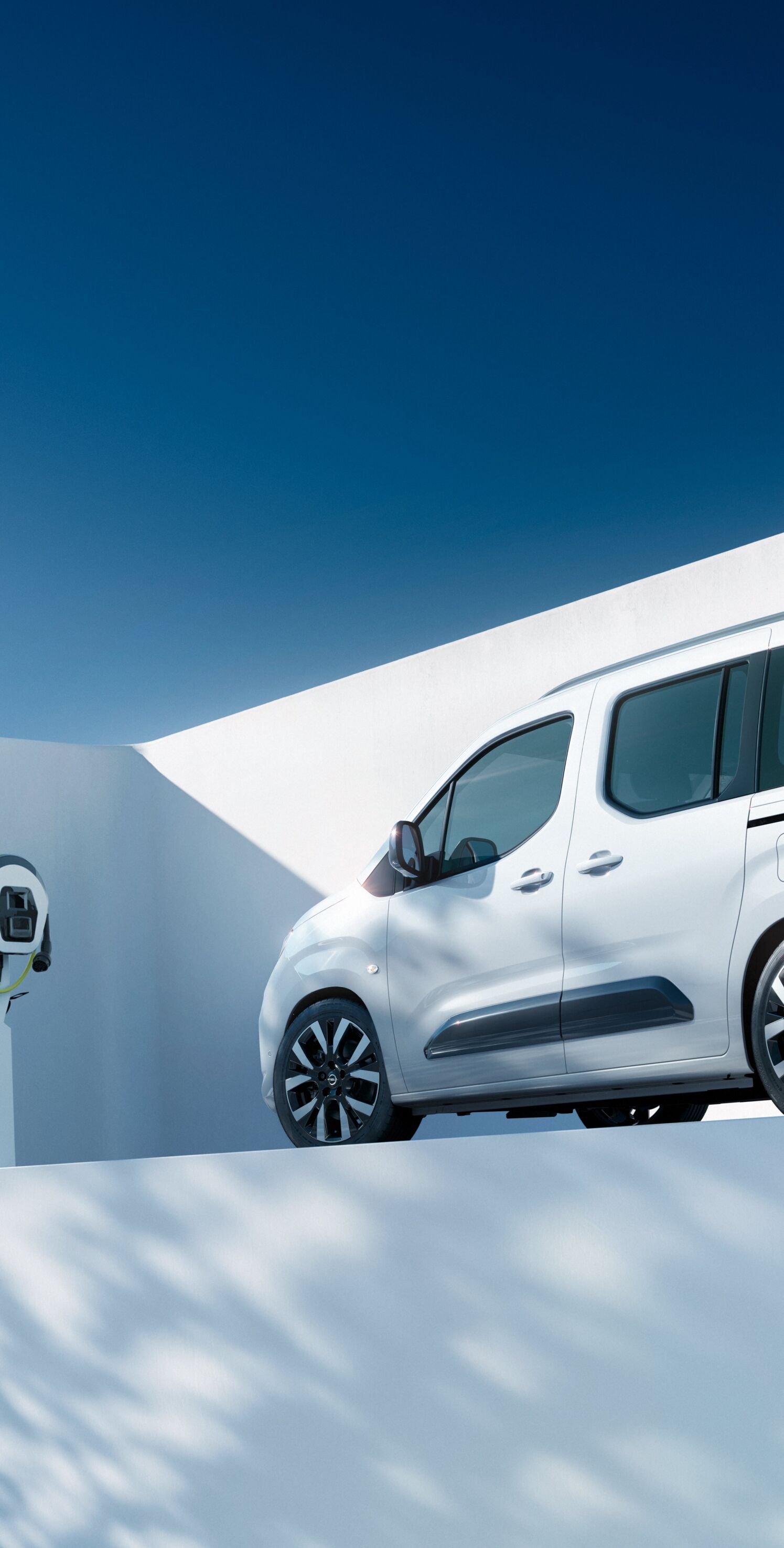 https://autofilter.sk/assets/files/images/combo-electric/gallery/New-Opel-Combo-Electric-2_2025-04-10-212613_fbmb.jpg - obrazok