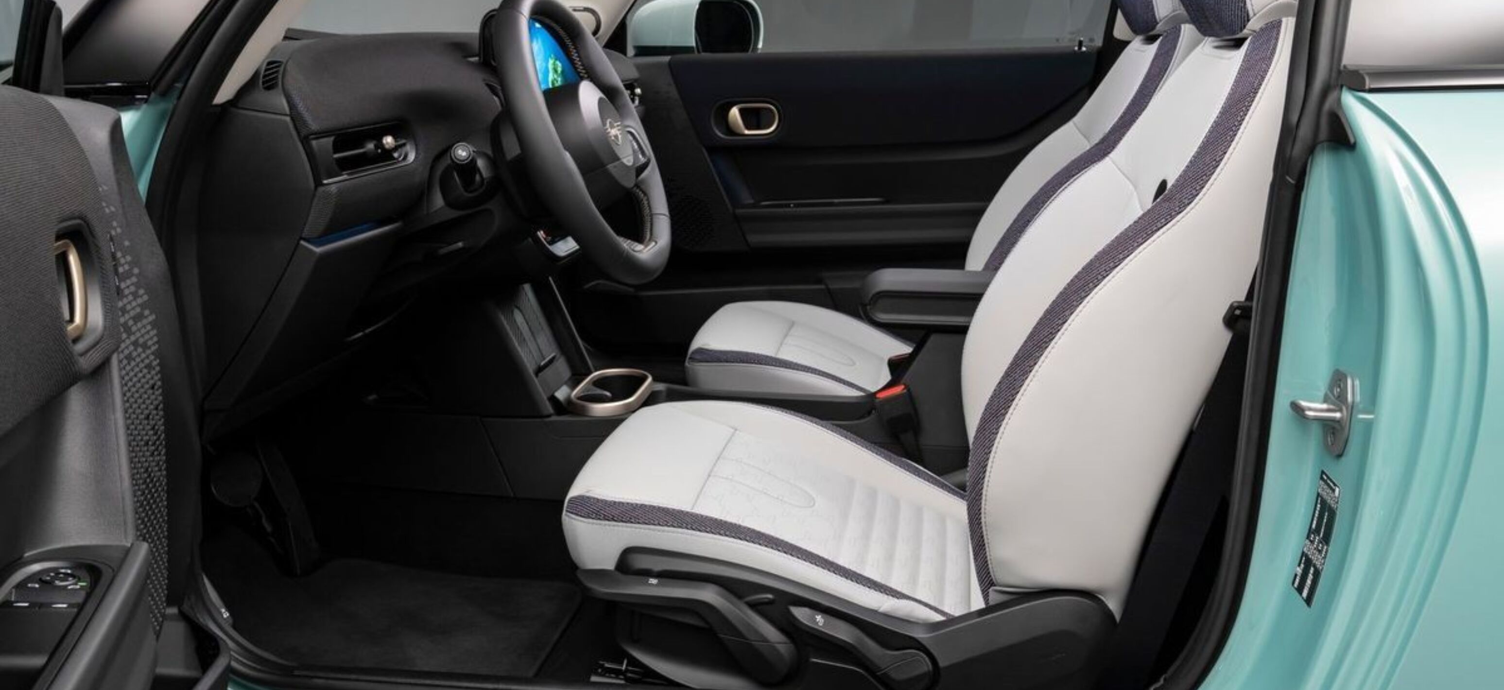 https://autofilter.sk/assets/files/images/cooper/gallery/Mini-cooper-s-2024-12-galeria_2025-04-10-211853_vofv.jpg - obrazok