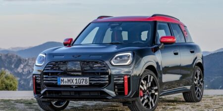 Countryman JCW spája 300 koní s 505-litrovým kufrom obrazok